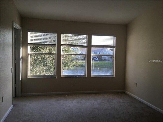 Building Photo - 3401 Shallot Dr