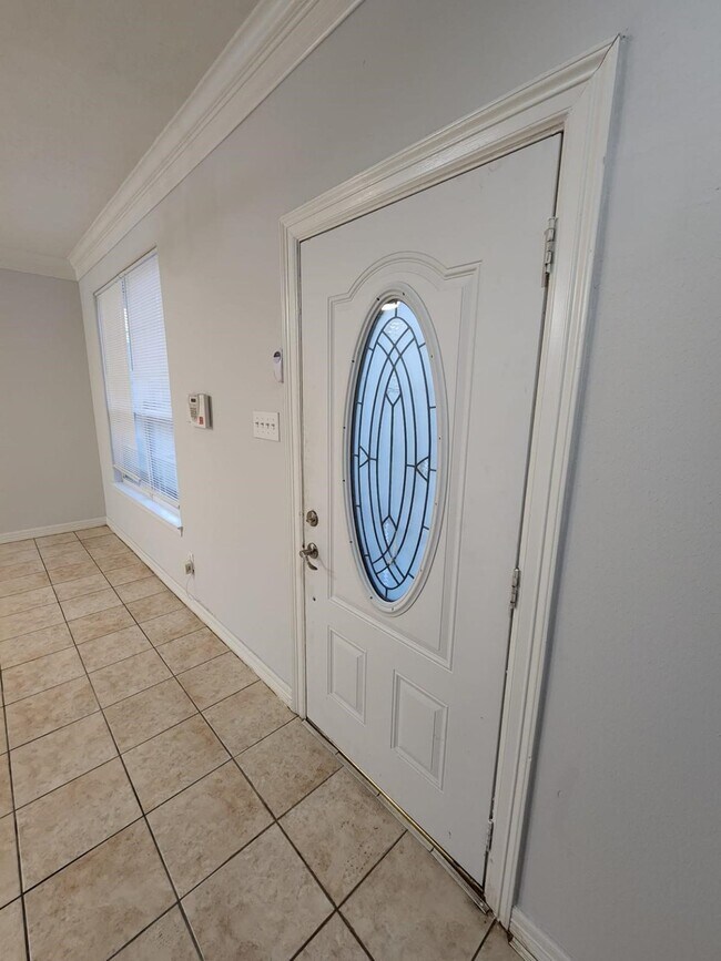 Building Photo - 11045 Landswalk Dr