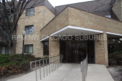 Primary Photo - 5600 Astor Ln