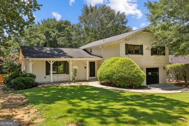 Photo - 190 Thompson Pl House