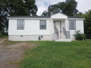 Building Photo - 1044 Jackson St
