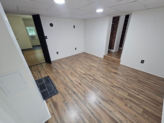 Foto del edificio - 377 Gilmore St