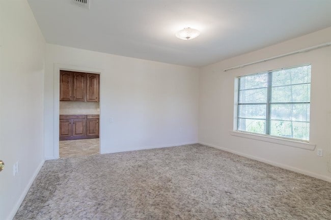 Building Photo - 11290 FM 1484 Rd
