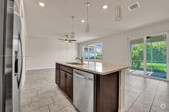 Building Photo - 4764 Eucalyptus Dr