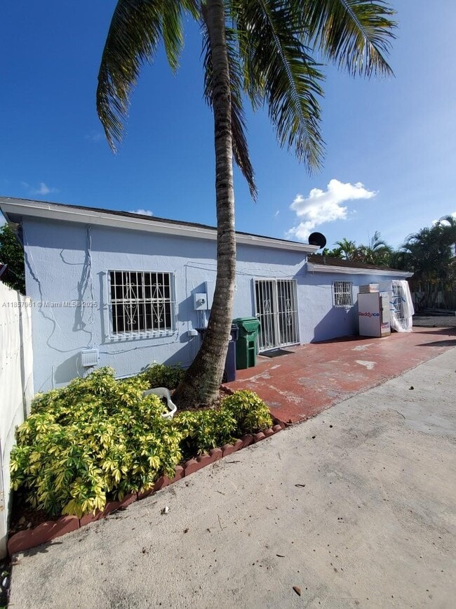 Foto del edificio - 18120 SW 137th Path