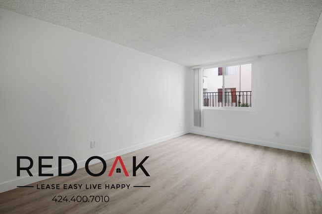 Photo - 1500 S Gramercy Pl Apartment