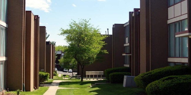Foto del edificio - Eagles Landing Apartments