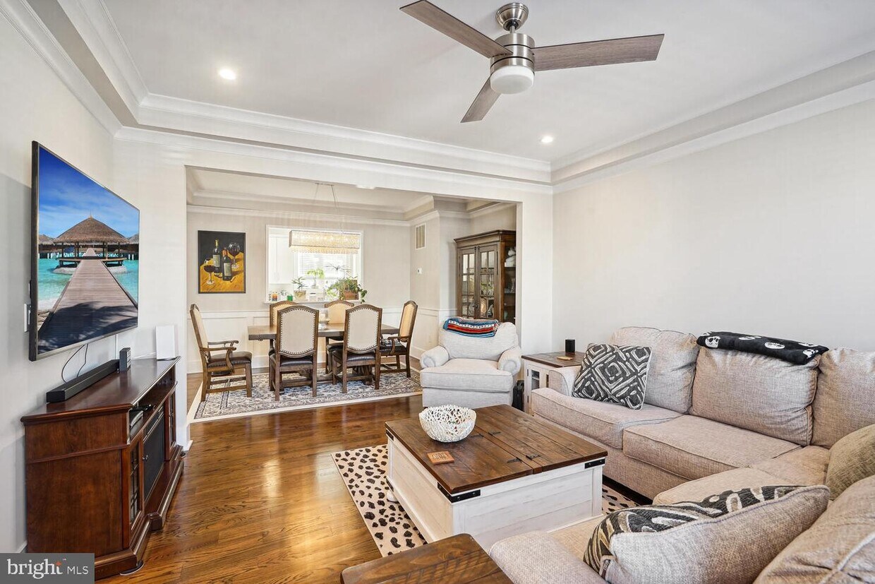 Primary Photo - 1555 Rivertown Pl