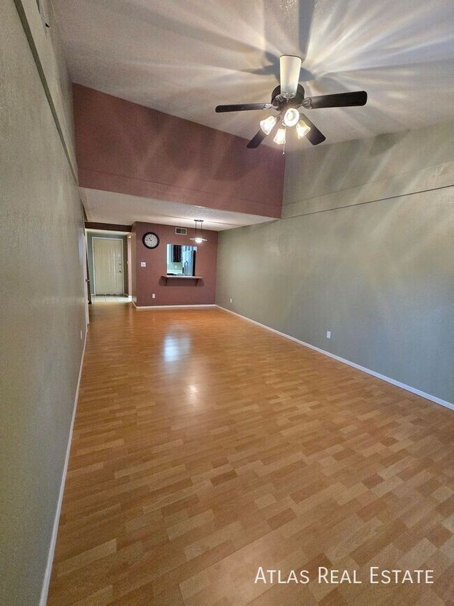 Building Photo - 4540 W Maryland Ave