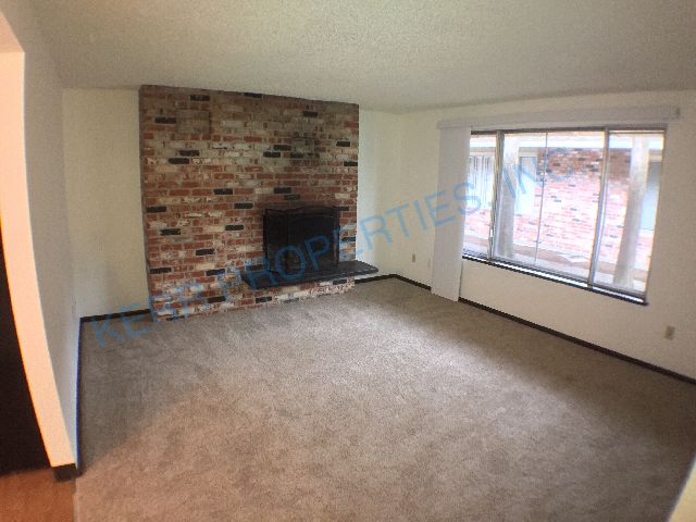 Foto del edificio - 17602 SE Pine St