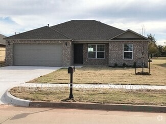 Building Photo - 1716 West Antler Way