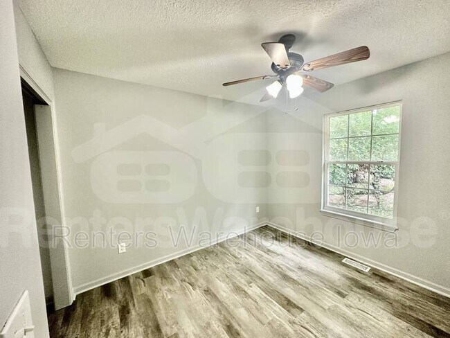 Foto del edificio - 2144 SE 6th St