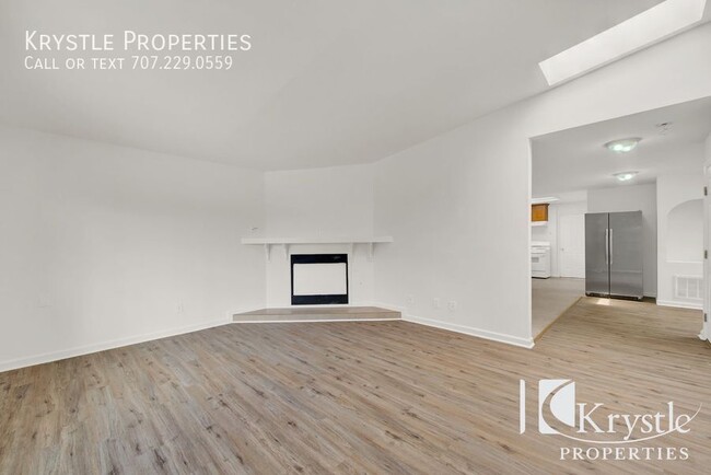 Foto del edificio - Coming soon! Outstanding spacious unit tuc...