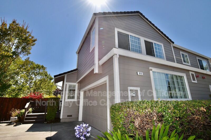 Foto principal - 813 Vineyard Pl