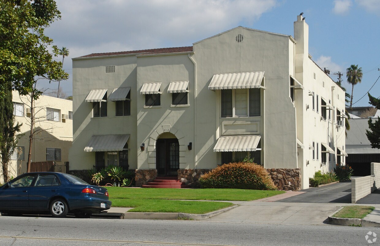 812 Orange Grove Ave, South Pasadena, CA 91030 Apartments in South