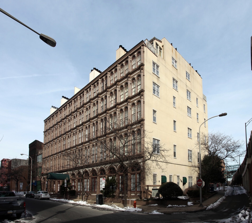 Primary Photo - Smythe's Corner Condominiums
