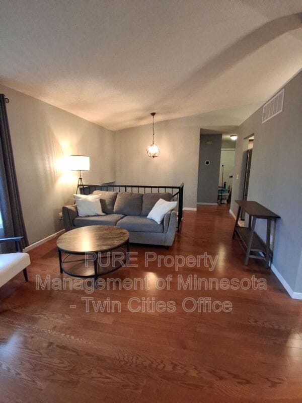 Building Photo - 14793 Lower Endicott Way