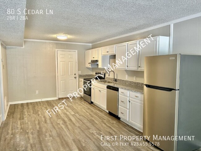 Building Photo - 1/2 off a Month's Rent!: 2Bed/2Bath Townho...