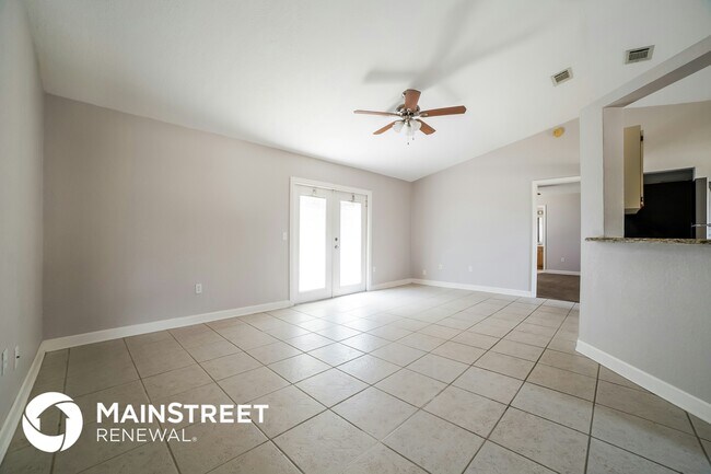 Foto del edificio - 631 Blackstone Ave