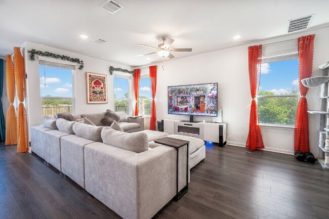 Foto del edificio - 1614 Iberville Dr