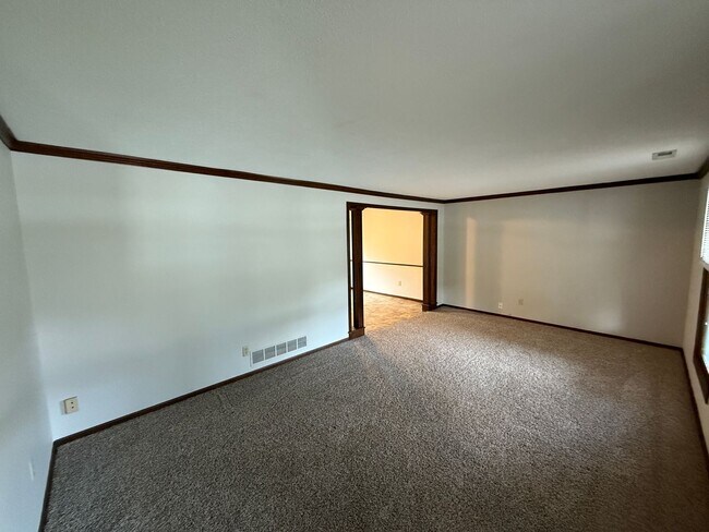 Foto del edificio - House For Rent by Capital Property Managem...