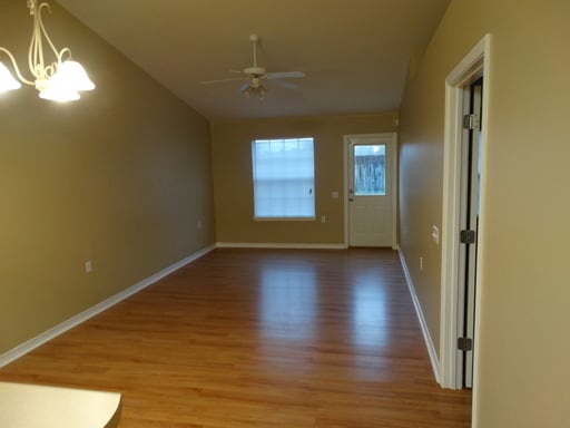 Building Photo - 1462 Dunhurst Dr