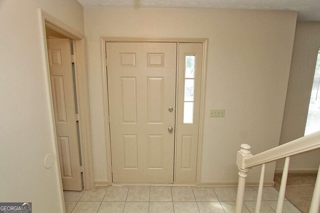 Building Photo - 1381 Omie Way