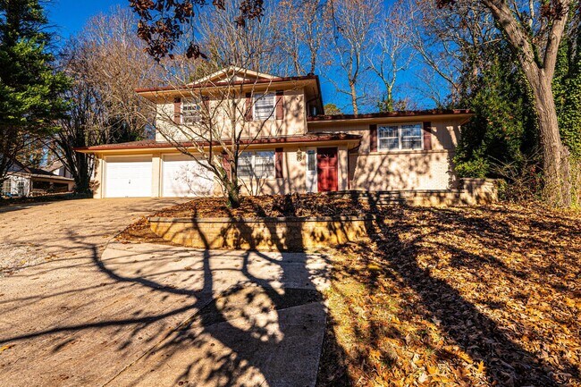Foto del edificio - 1058 18th Ave NW