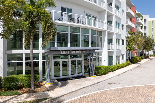 Entrance - The Club at Crystal Lake Apartments