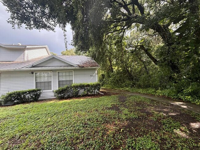 Foto del edificio - 9600 River Walk Ct