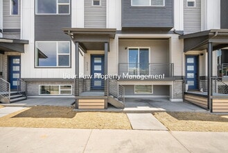 Building Photo - 5112 Ward Rd