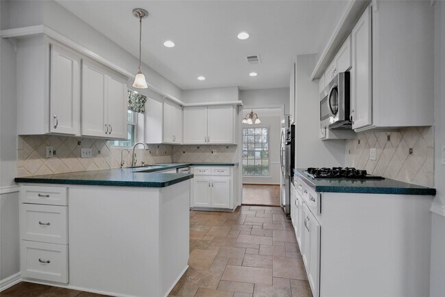 Foto del edificio - 1067 Lehman St