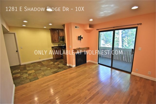 Building Photo - Lovely 2 Bed Midvale Condo! No Deposit Opt...