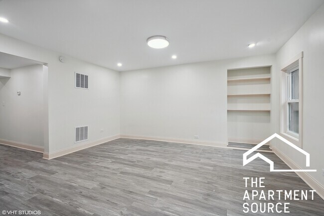 Foto del edificio - 1221 W Grand Ave