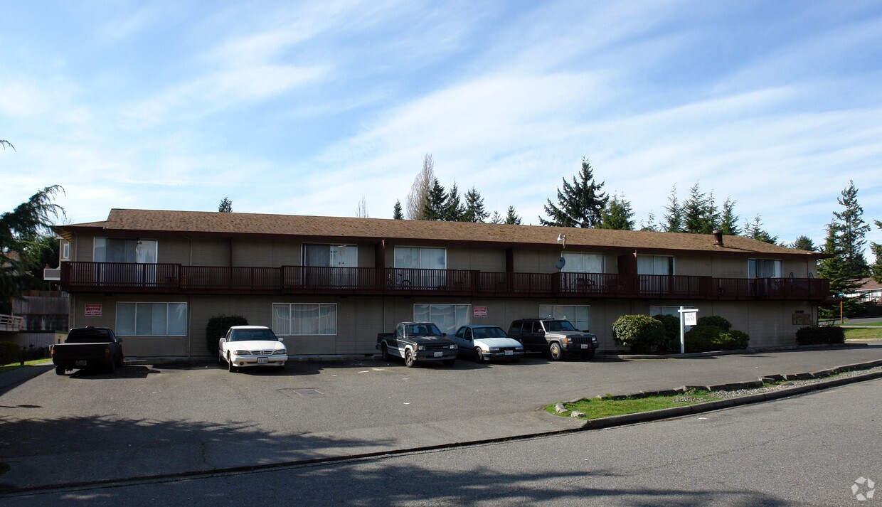Primary Photo - 1410 Rainier Dr