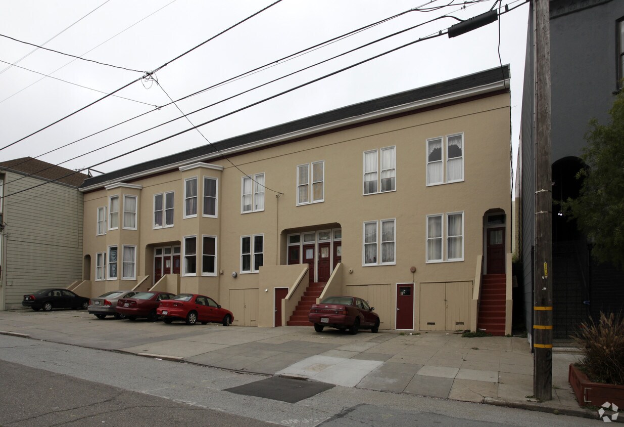 Building Photo - 122-144 Tiffany Ave