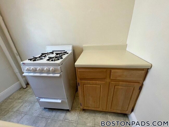 Building Photo - 1209 Boylston St