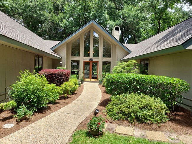 Front Entry Way - 8 Loblolly Ln