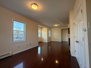 Building Photo - 214 Hamilton Ave