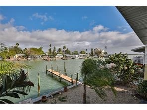2nd Floor to water - Madeira Beach Waterfront Apartments