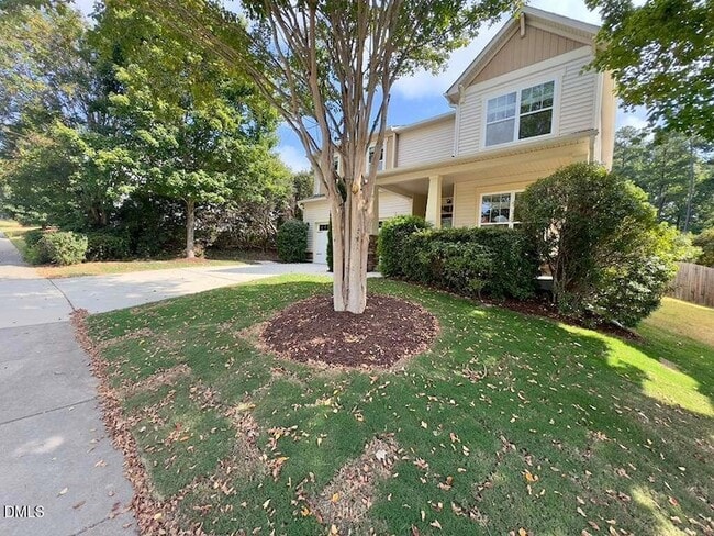 Building Photo - 4008 Vallonia Dr