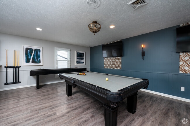 Interior Photo - Lake Castleton Apartments