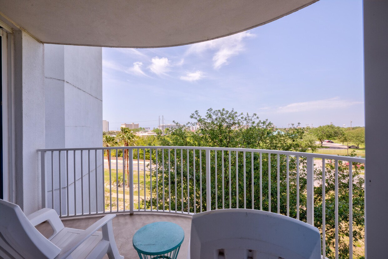 Foto principal - 4207 Indian Bayou Trail