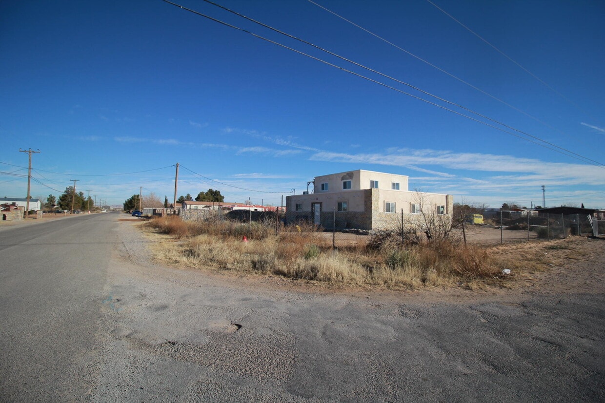 180 Kila St, Horizon City, TX 79928 House for Rent in Horizon City