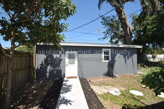 Building Photo - 527 Garden Dr N