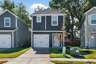 Building Photo - 331 Clematis St