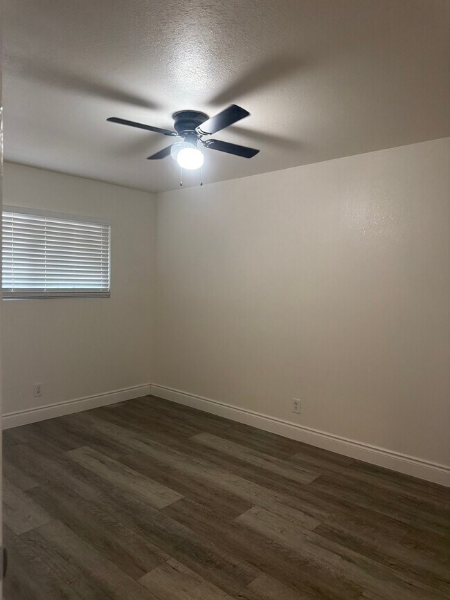Foto del edificio - 123 N 13th Ave