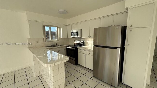 2 bedroom in Hallandale FL 33009 - 2 bedroom in Hallandale FL 33009 Apartment