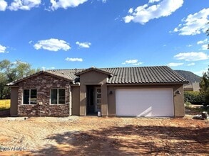 Building Photo - 375 Verde Valley School Rd
