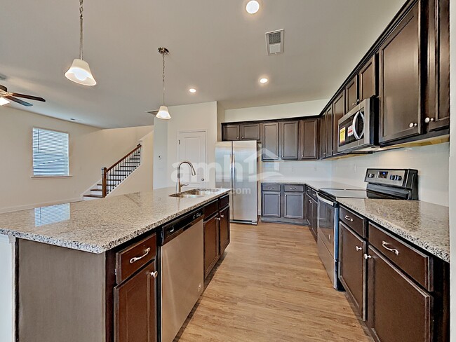 Foto del edificio - 169 Havenbrook Dr